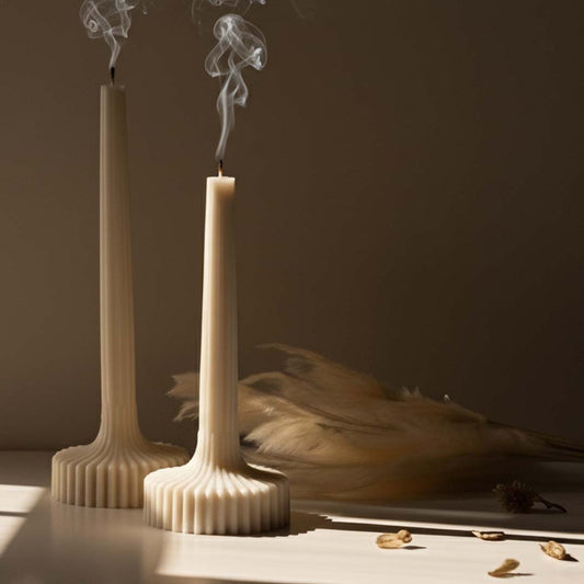 Ripped Vase Candle
